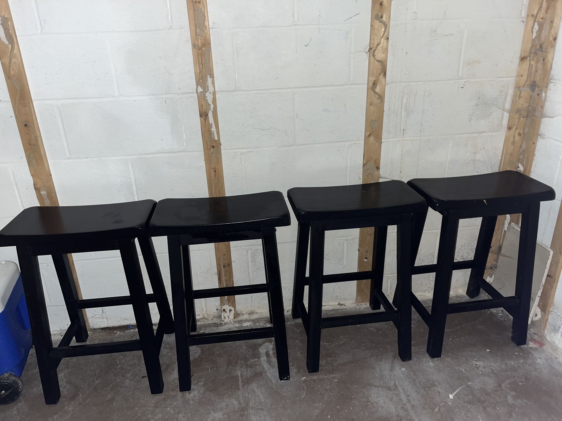 4 Black Bar Stools