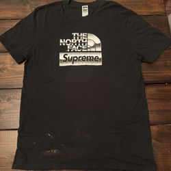 Supreme x The North Face Metallic Box Logo T-Shirt