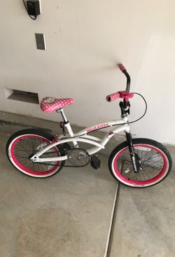 Hello kitty bike
