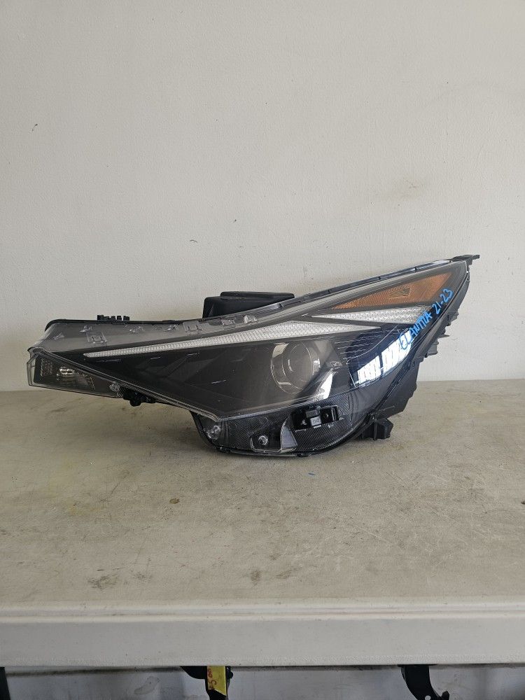 Hyundai Elantra Left Headlight 2021 2022 2023 2024 
