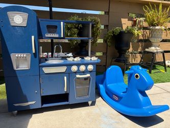 Play kitchen for kids and play horse for kids