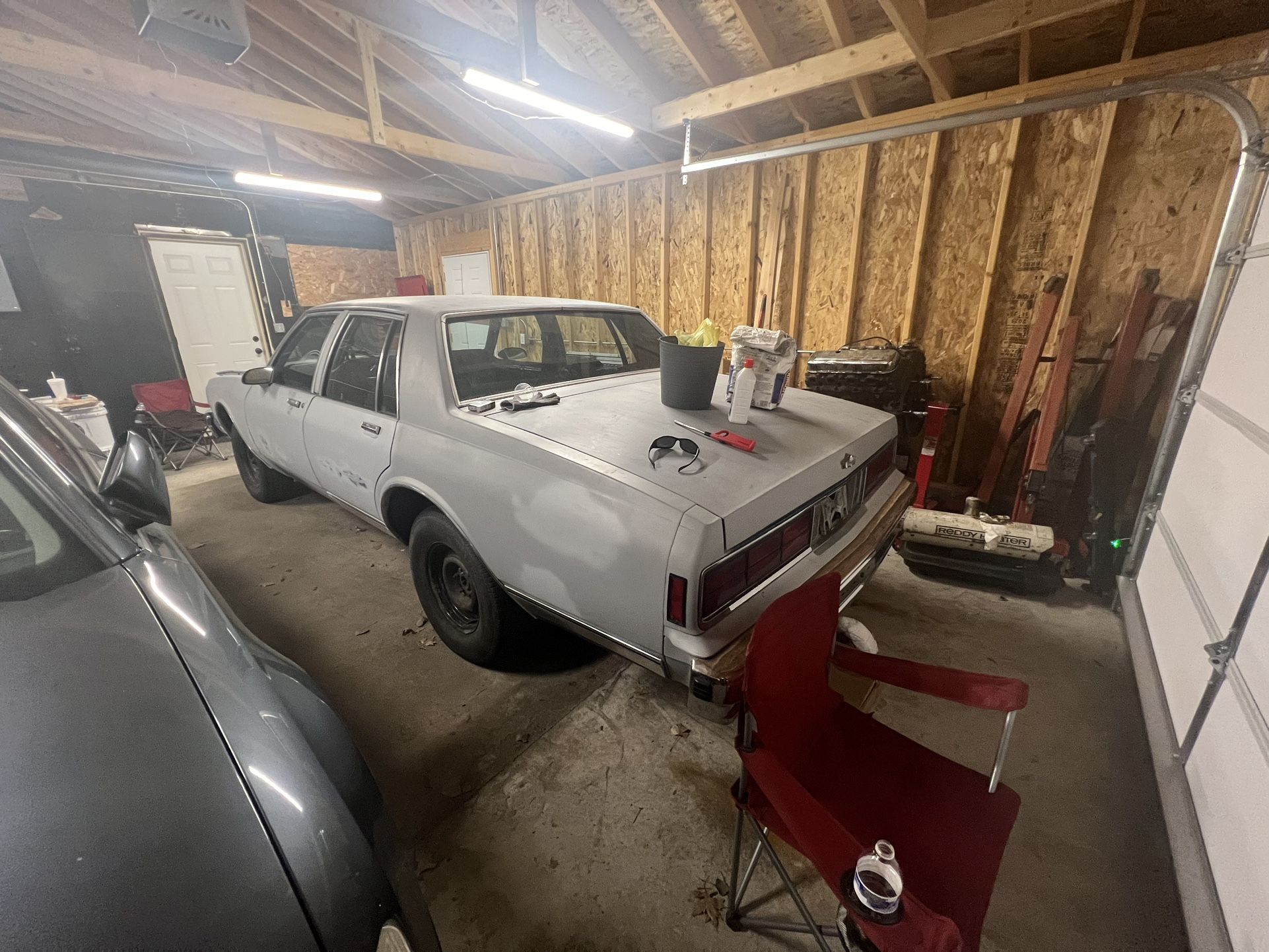 Chevy Caprice/box chevy/caprice/chevy for Sale in Gary, IN OfferUp