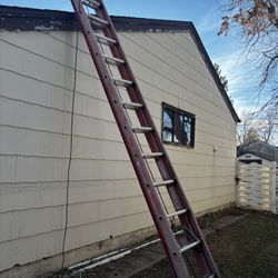 32 Foot Fiberglass Extension Ladder Werner 