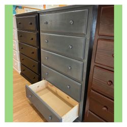 5 drawers dresser / Five drawers dresser