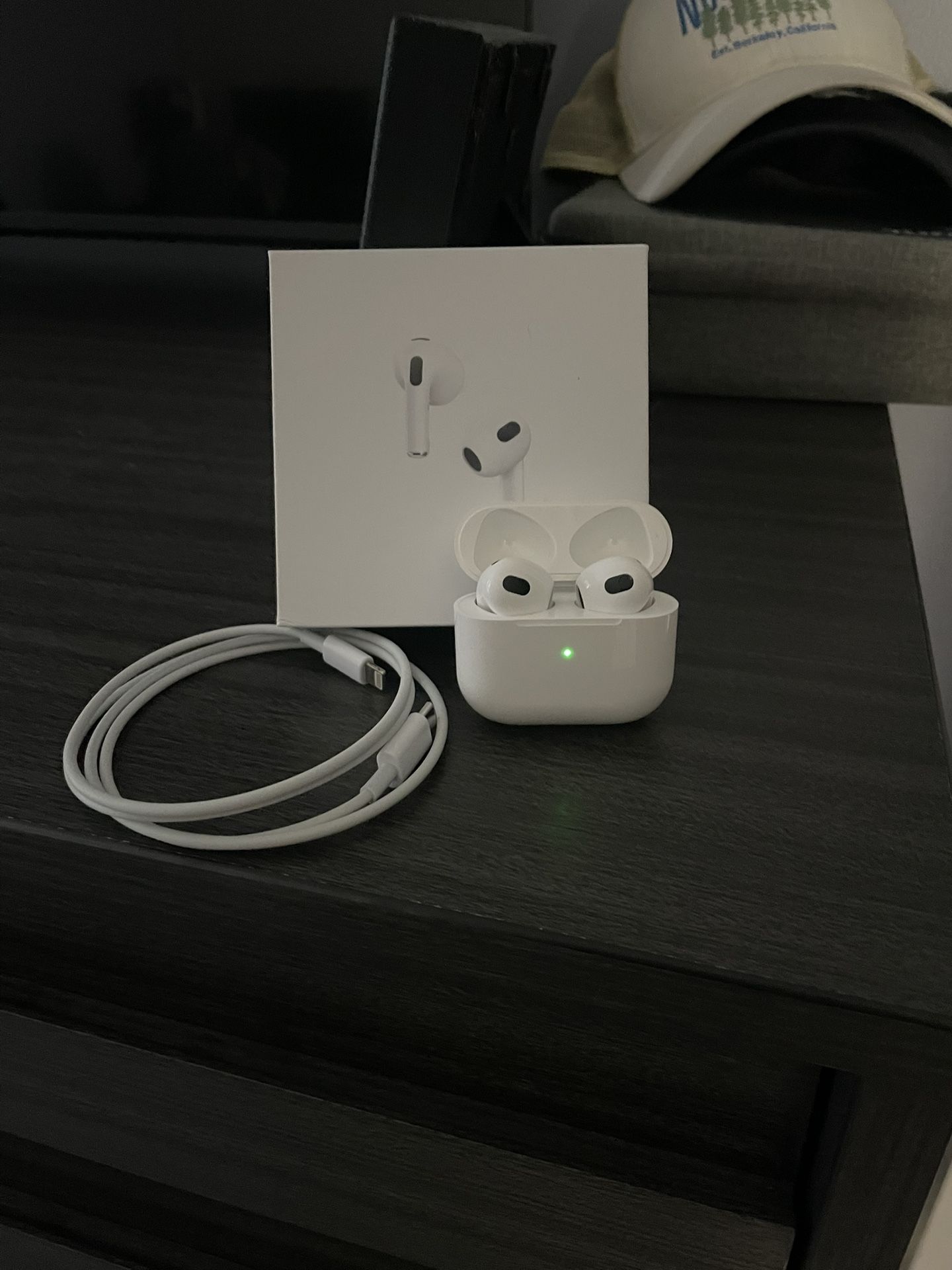 Apple AirPods 3rd Gen 