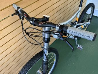 Cannondale Rush 3 Lefty Dual/Full Suspension Large Frame