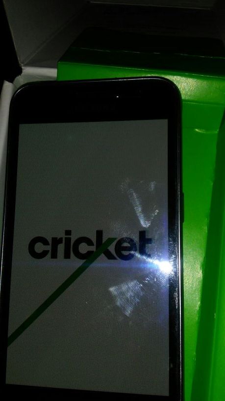 CRICKET CELLPHONE