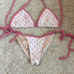 White Bikini with pink hearts medium triangle top scrunch butt swimsuit like new skinny dip brand slight pink on top as shown