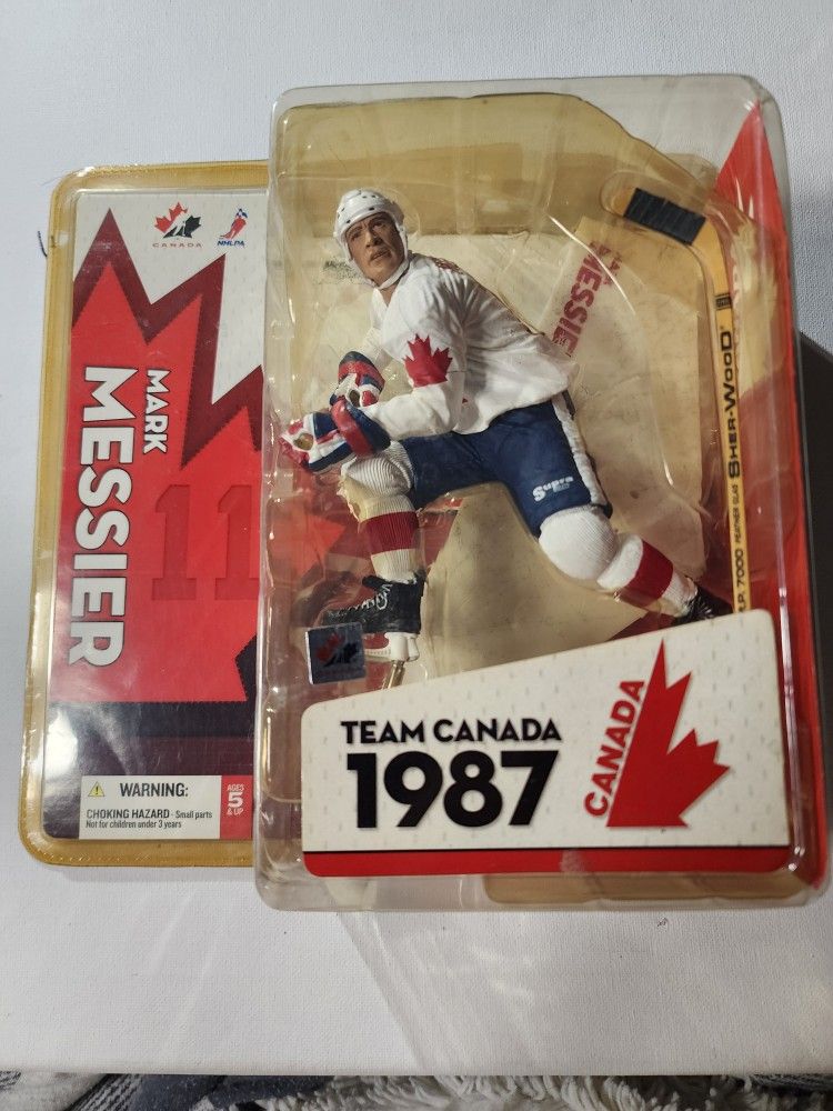 Mark Messier Team Canada 1987 NHL Olympics McFarlane Action