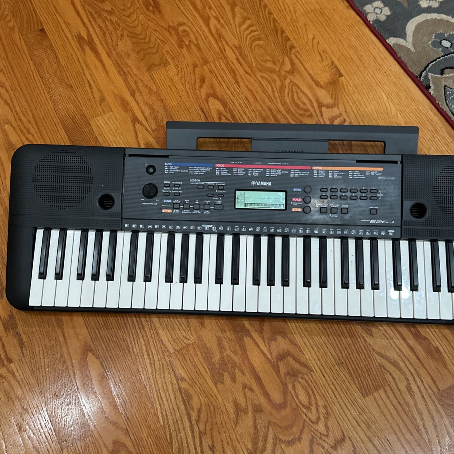 Yamaha keyboard 