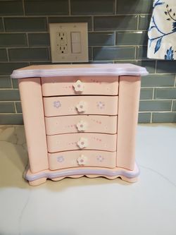 Girls Jewelry Box