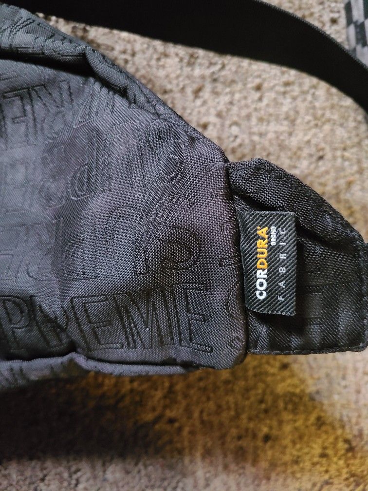 Supreme Waist Bag (Fanny Pack)