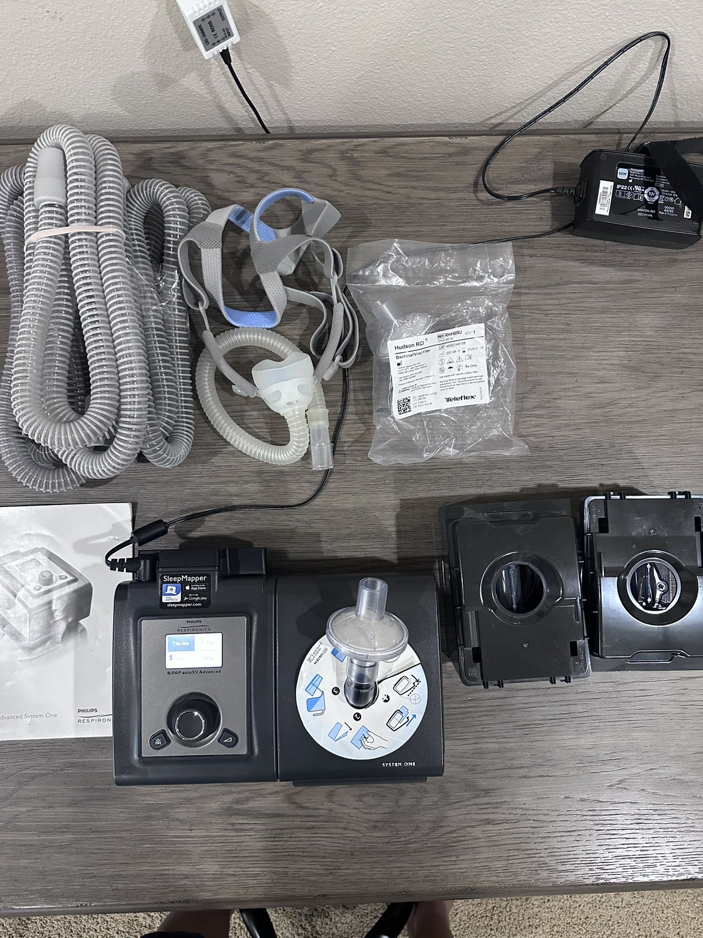 Philips Respironics Sleep Therapy System One DS6HFLG 960P Bundle