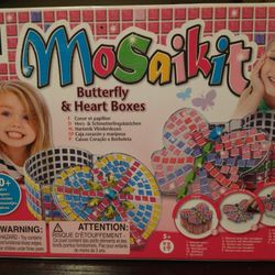 Moshaikit Butterfly & Heart Boxes 
