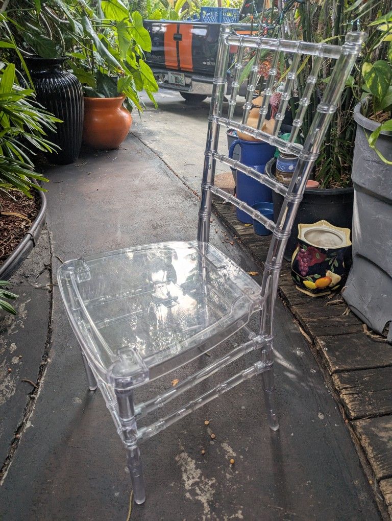 1 Clear Acrylic Chair Good Condition 3ft Tall To Top Of Back And 20in To Seat