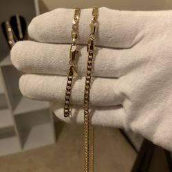 Small flat curb womens set (18k gold layered)