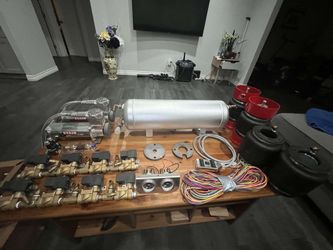 Universal Air Suspension 350z/g35