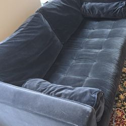 Sven 88" Tufted Velvet Sofa – Cascadia Blue
$399