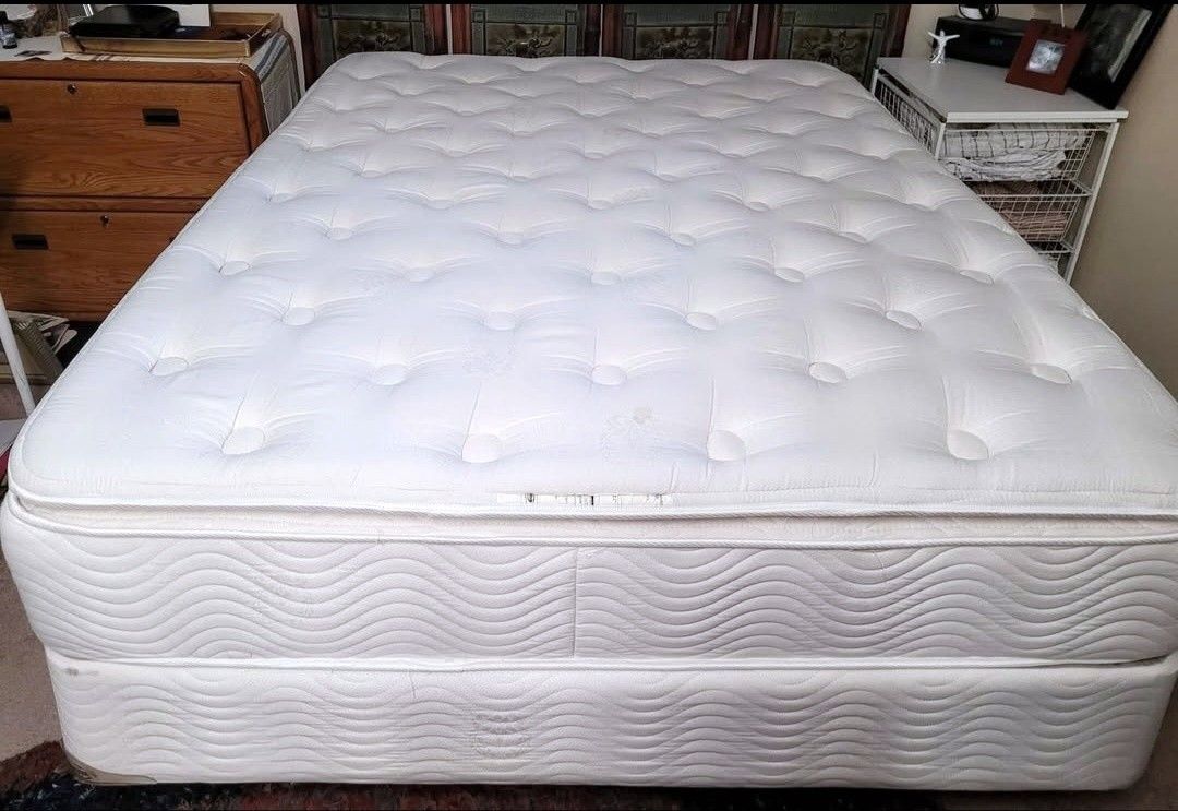 Queen Simmons Beautyrest Pillowtop Mattress, Boxspring and Metal Bed Frame