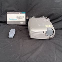 InFocus ScreenPlay 4805
