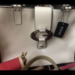 New! Guess With Tag ! Purse/ Laptop Bag! New Great Gift!