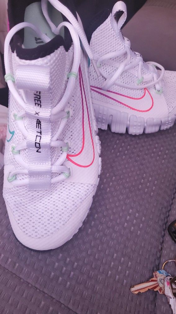NIKE WOMEN GYMNASTICS SHOES, BRAND NEW