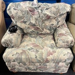 Comfortable Sitting Chair For Your Home