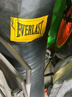 80 pound punching bag