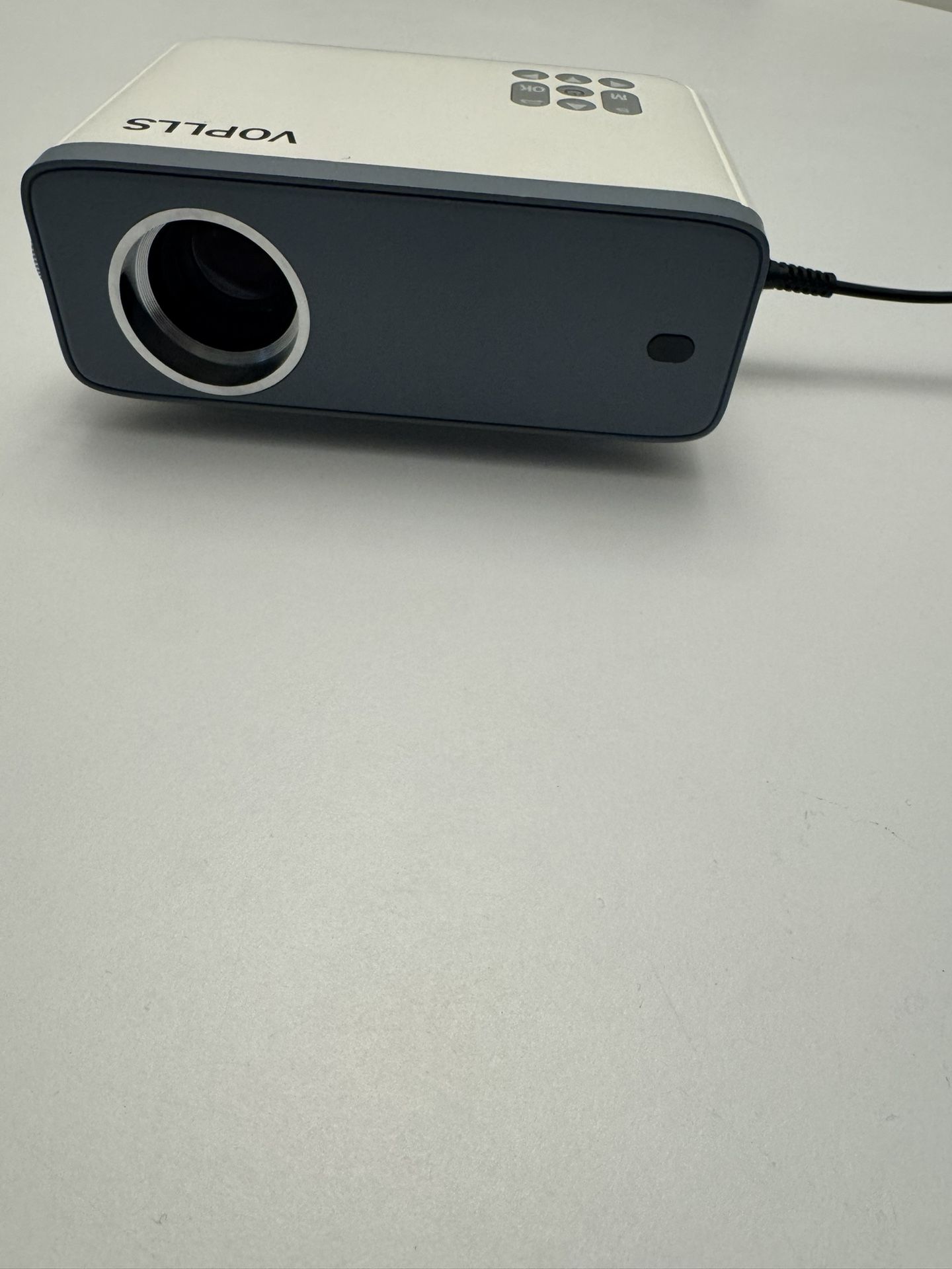 Voplls Portable Projector