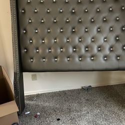 Diamond Queen Bed 