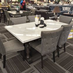 7pc Dining Room Set 