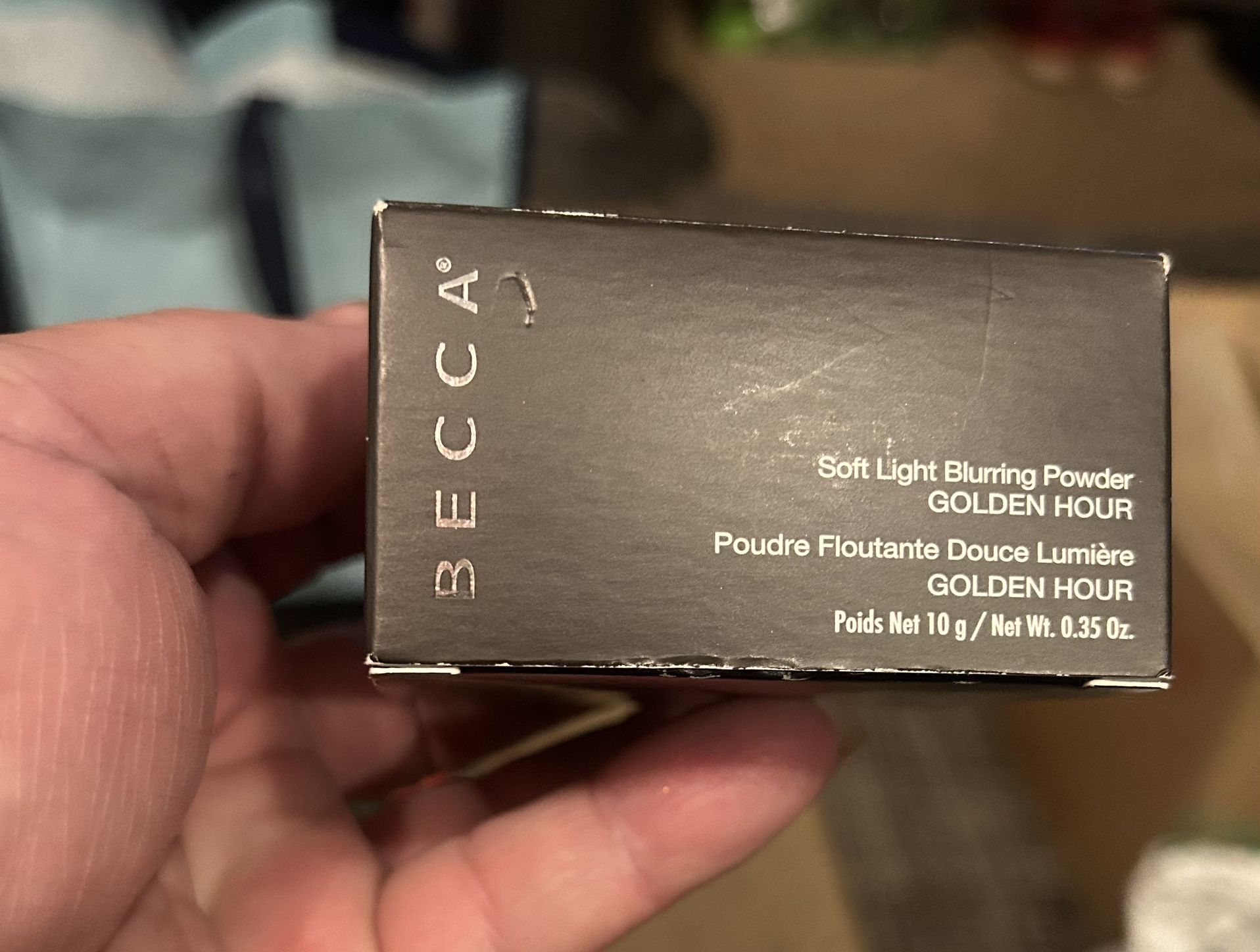 BECCA SOFT LIGHT BLURRING POWDER