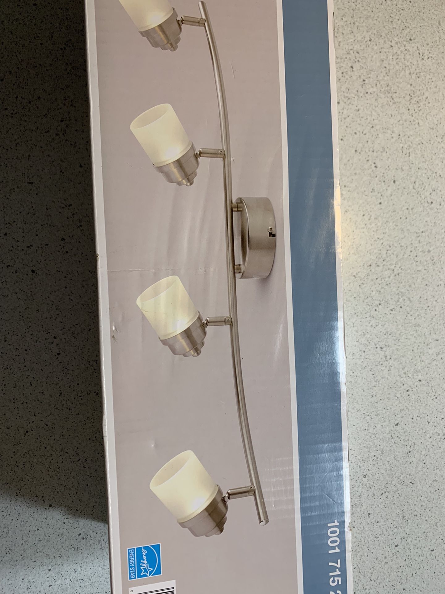 4-Light LED Directional track fixture