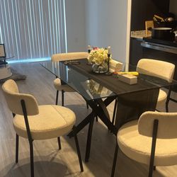 Table With Chairs 