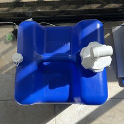 Reliance Aqua-Tainer Water Container 6 Gallon