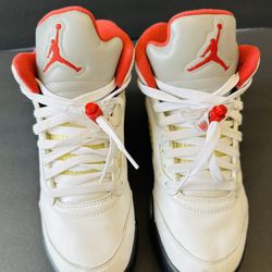 Air Jordan 5 Retro 'Fire Red'  Size 6.5