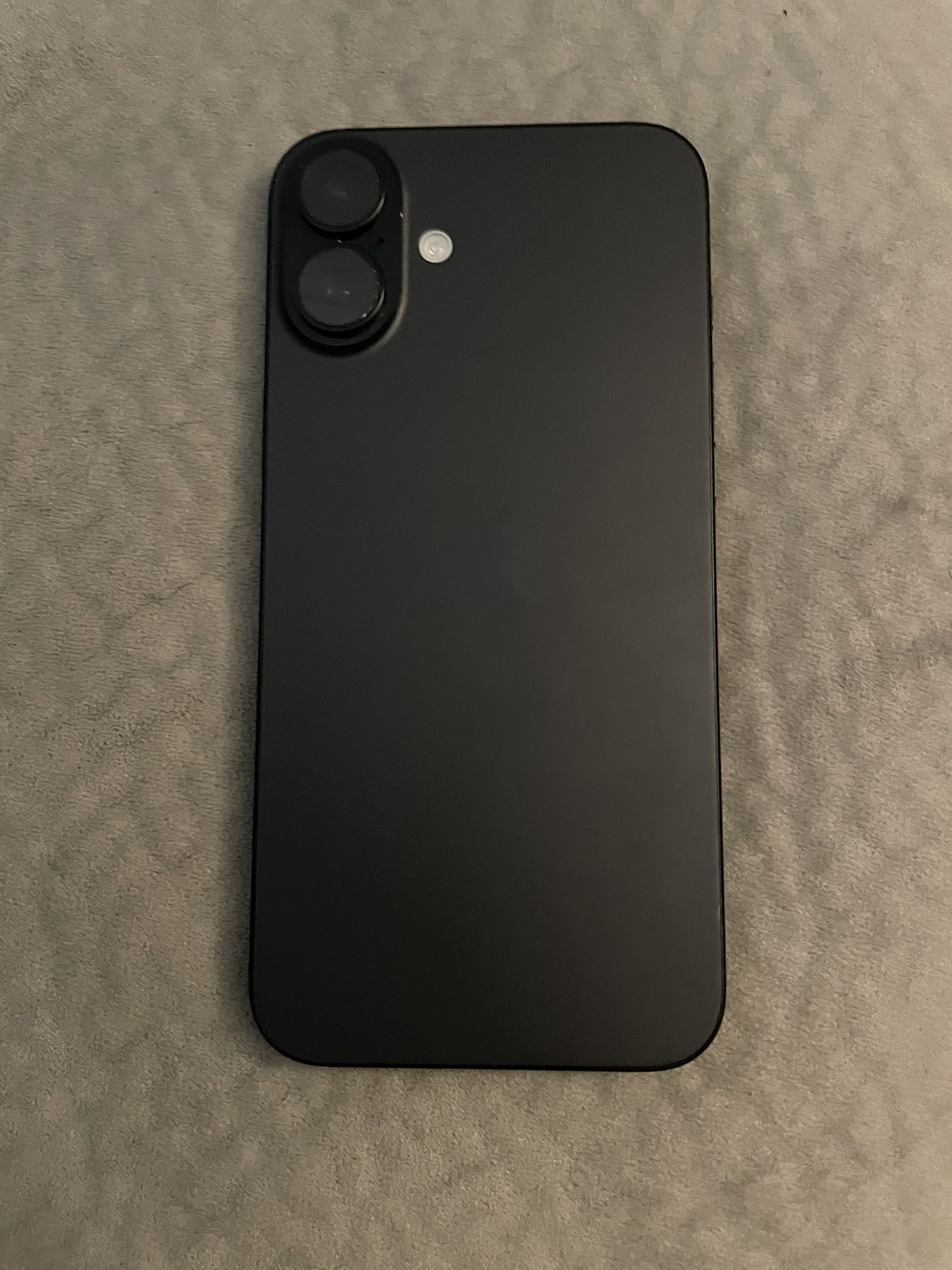 iPhone 16 Plus