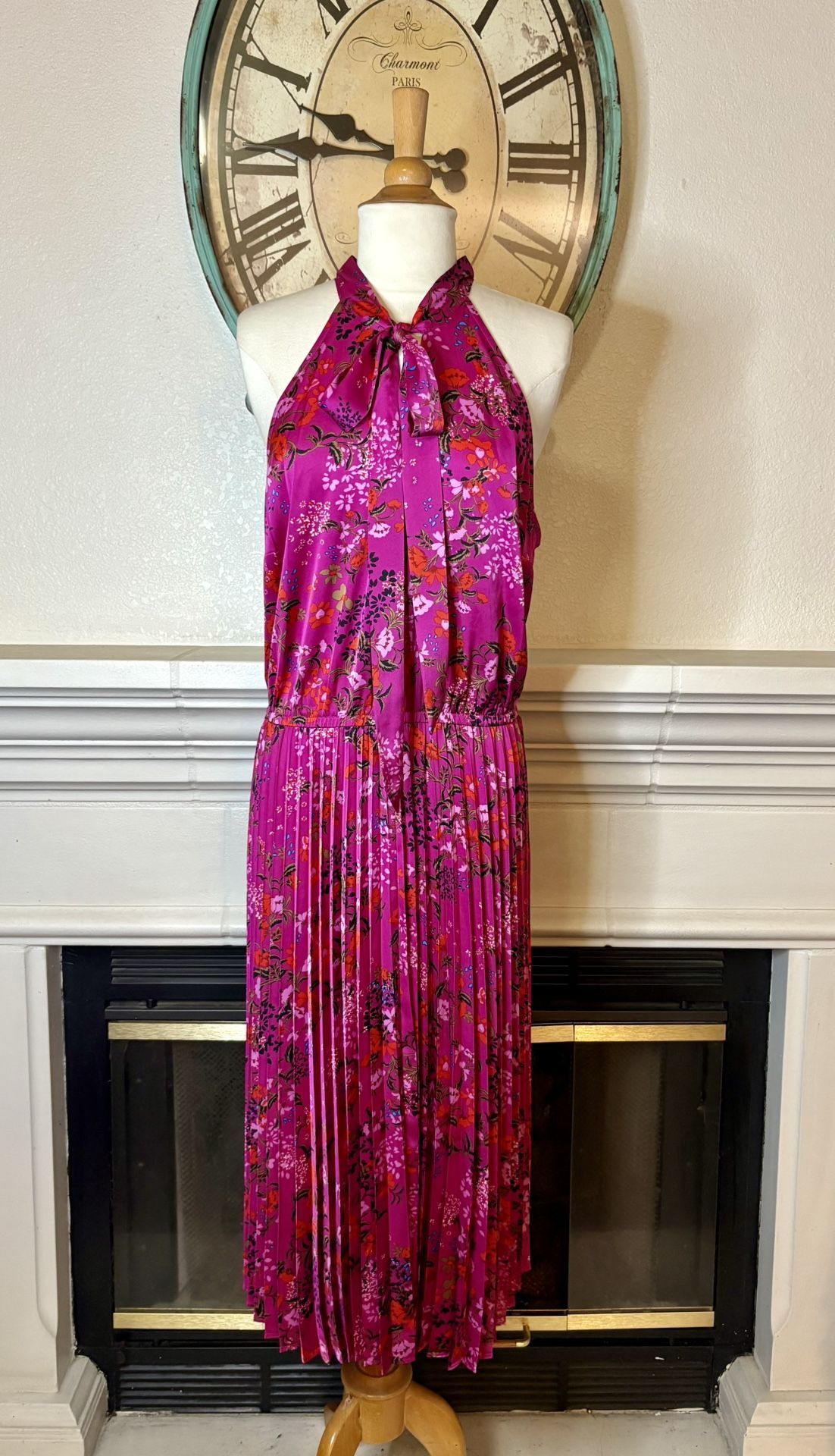 Elegant Pink Floral Halter Dress