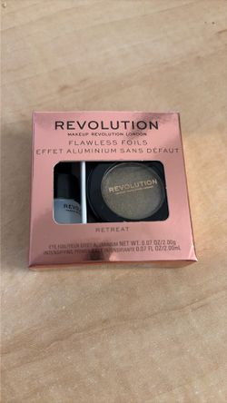Revolution Flawless Foils Retreat