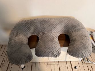 Twin Z Pillow
