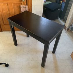 Wooden Expandable Table / Desk
