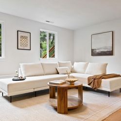 Boucle Sectional Couch (FREE DELIVERY!)