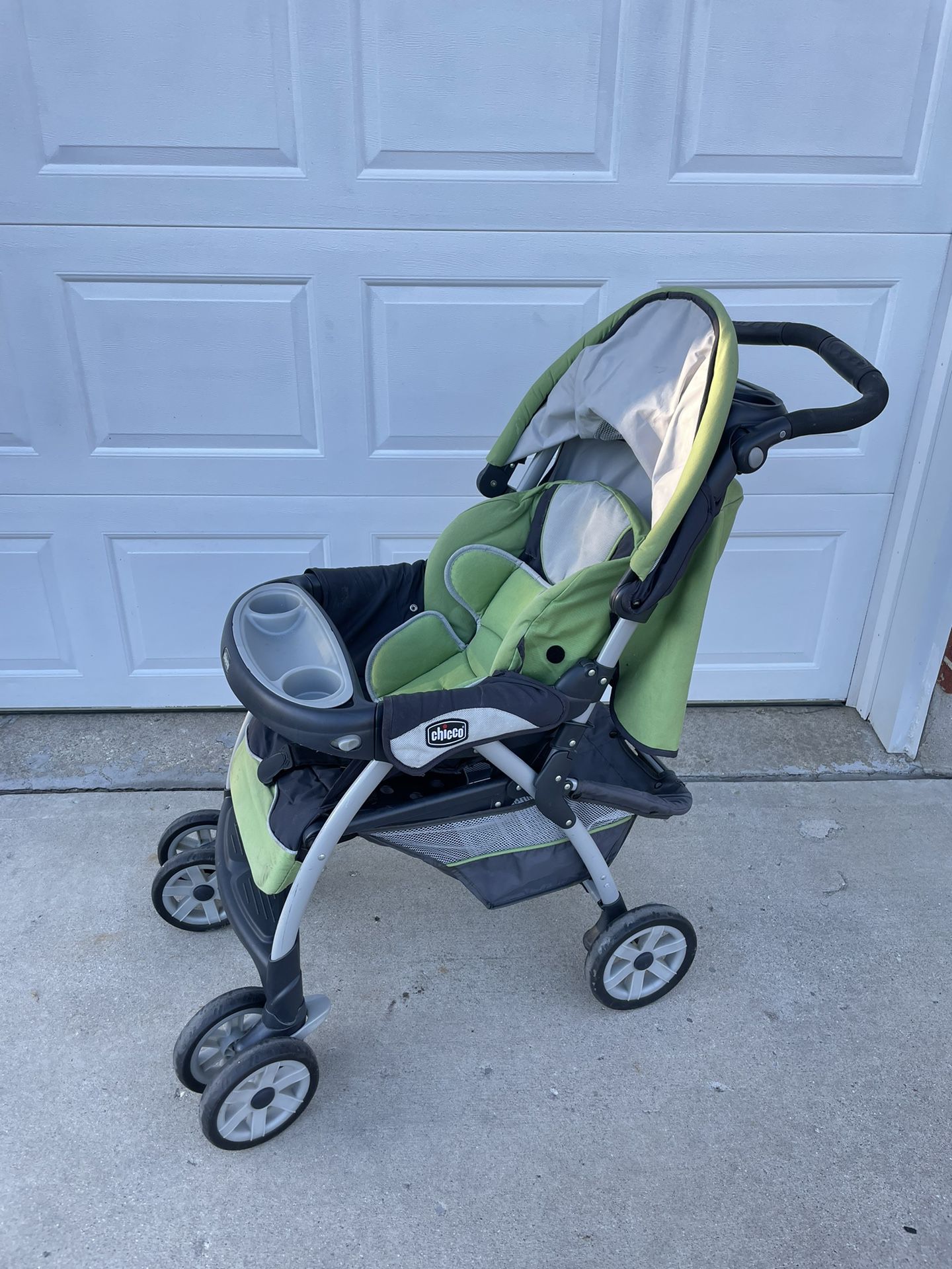 Very Clean Chicco Baby Stroller. Exellent Condition 