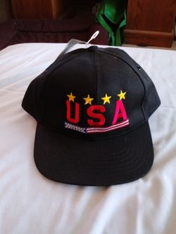 Black USA MILITARY PATRIOTIC AMERICAN FLAG HAT.