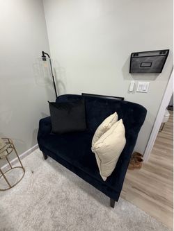 Black Love Seat