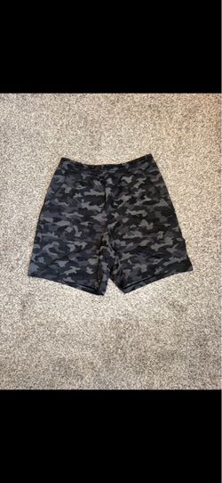 Lululemon Men Size Medium