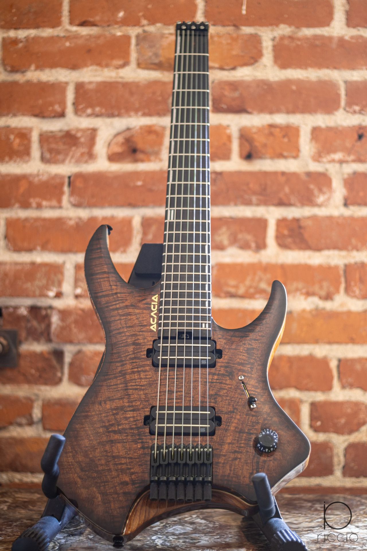 Acacia Guitars Medusa 7 | custom shop | 7-string headless electric guitar
