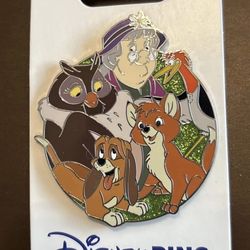 2025 Disney Parks Family Cluster Pin Fox & The Hound Tod Copper Boomer Tweed