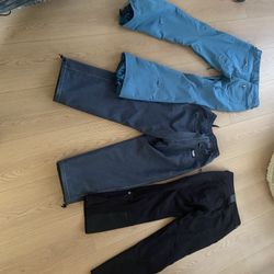 LOW PRICE MOVING- 3 PAIRS OF HIGH END SNOWBOARD PANTS 