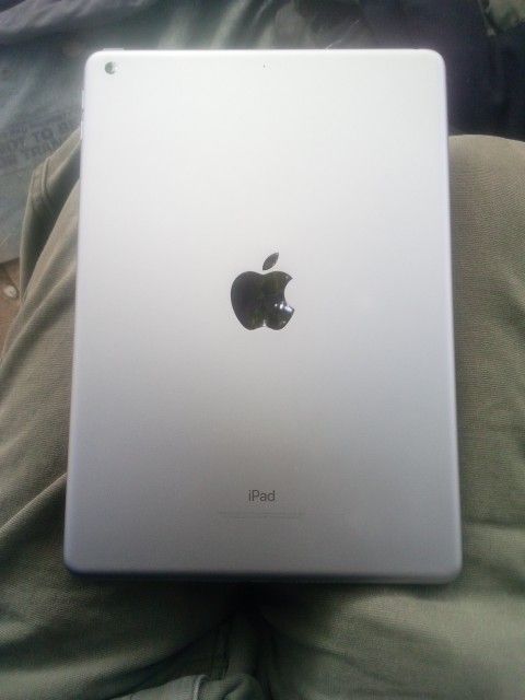 Aple Ipad